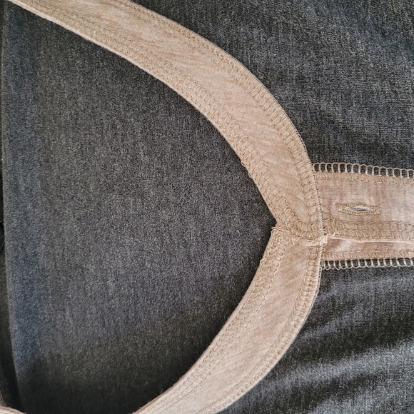 JMIERR long sleeve shirt - Picture 2 of 2